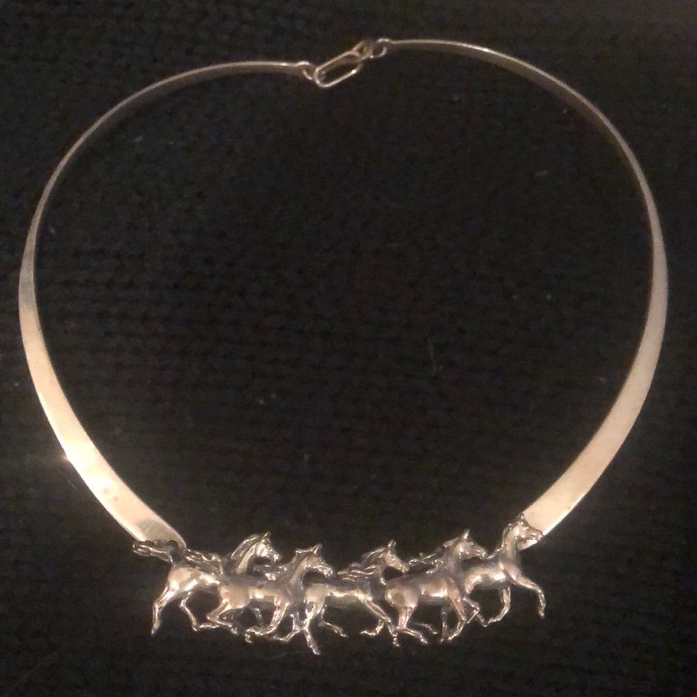 Silver Horse Choker